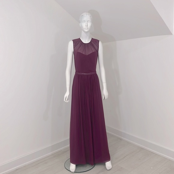 NWT SAMPLE SALE- Dessy size 10 Wildberry Lux chiffon Pristine - Picture 1 of 7